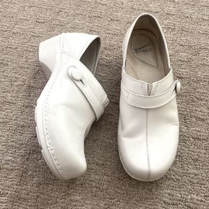 Dansko White Leather Professional Clogs Nonslip sz 40